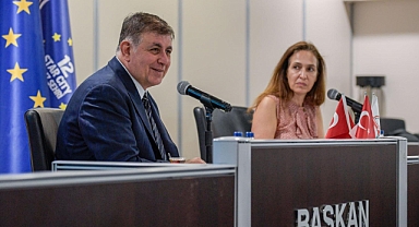 Başkan Tugay'dan Karşıyaka'ya karavan otoparkı müjdesi!