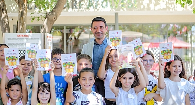 Bayraklı'da Kitap Takas Şenliği