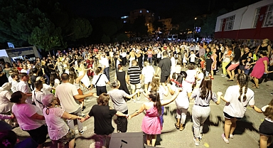 Gültepe'de Balkan rüzgarları esti... Başkan Mutlu'dan göçmen halayı