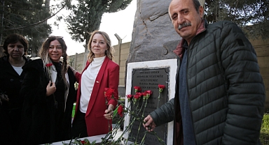 Konak'tan vefa haftası... Efsane Başkan mezarı başında anılacak!