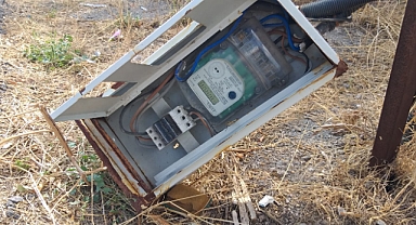 Elektrik kutusunun hali hem ürküttü hem düşündürdü!