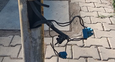 Gediz Elektrik'in umursamazlığı… Yetersiz bakım, tehlikeli trafolar!