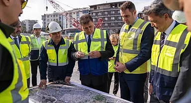 Buca Metrosu'nda tarihi gün... Işık göründü!