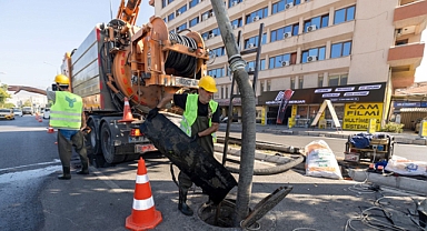 Büyük Kanal'da temizlik harekâtı