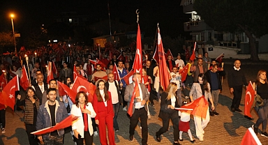 Güzelbahçe'de 101. yıl coşkusu