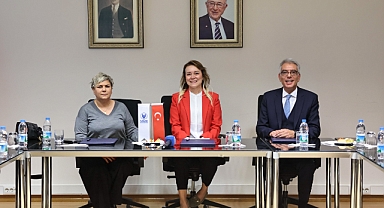 Konak'ta can dostları koruyan iş birliği