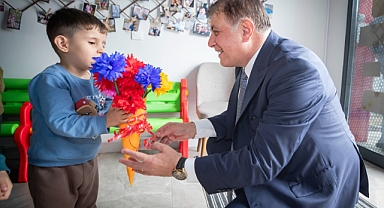 Başkan Tugay'dan yeni anaokulları müjdesi