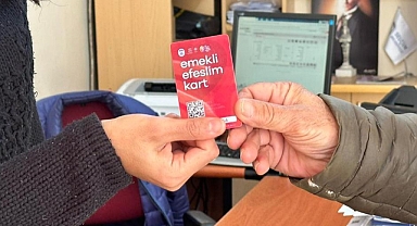 Efes Selçuk'ta sosyal belediyecilik... Emekli kart uygulaması vatandaşa nefes oldu