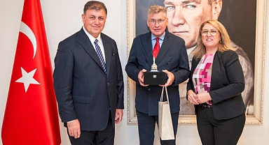 İzmir ve Bremen kardeş kent ilişkilerini güçlendiriyor!