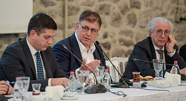 Tugay'dan İEKK toplantısında müjde... İzmir'in kronik sorunu çözülüyor