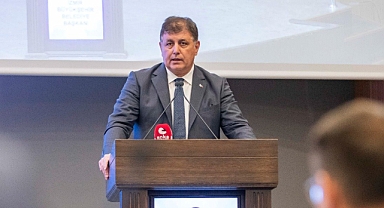 İzmir'de bir garip 'geçiş' iddiası: Tugay'dan 'saçma sapan iftira' çıkışı