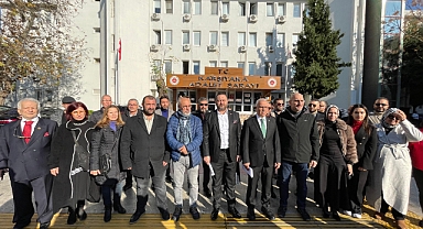 Karşıyaka'daki o ihale mahkemelik oldu… AK Parti'den 'Ünsal'a tepki!