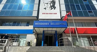 Menderes Belediyesi'nde sular durulmuyor... Başkan yardımcısına saldırı!