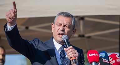 Özel CHP'nin asgari ücret mitinginde konuştu!