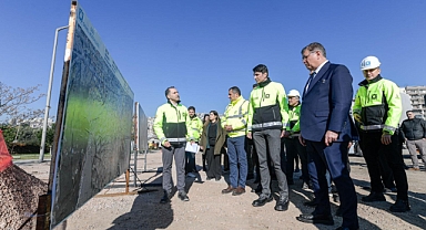 Başkan Tugay çalışmaları inceledi... İZSU'dan Bayraklı'ya 200 milyon liralık yatırım