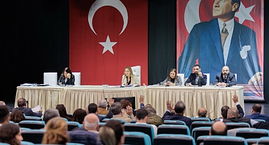 Konak Belediye Meclisi kredi talebiyle olağanüstü toplanacak