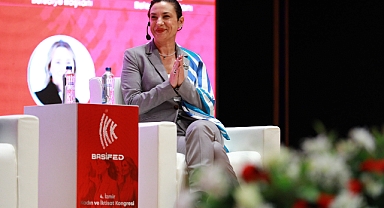 Başkan Sengel'den İzmir Kadın ve İktisat Kongresi'nde mücadele vurgusu