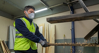 Büyükşehir'den çevreci adım... Budanan ağaçlar geri dönüştürülüyor