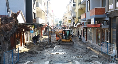 Efes Selçuk'ta çarşıda 'ortak' mutluluk