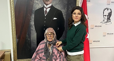 Efes Selçuk'ta iki çınardan İmamoğlu'na destek