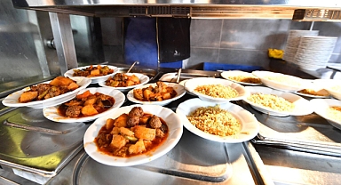 Kent Lokantaları'nda menü 50 TL... İzmir Ramazan'a hazır!