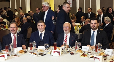 AK Parti İzmir'den 'Vefa İftarı'… Kim/ne mesaj verdi?