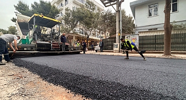 Bornova'nın gözde sokağına bayramlık asfalt