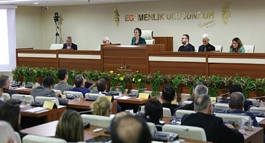 Karabağlar'da bir borçlanma talebi daha! Kınay 93 milyonluk yetki istedi!