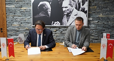 Bornova Belediyesi'nden çocuklara dijital kodlama eğitimi