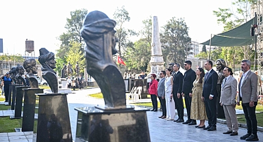 Bornova'nın Abide-i Hürriyet Meydanı'na görkemli açılış!