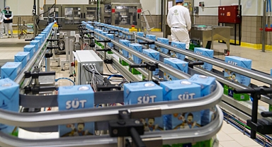 İzmirli çiftçiye yeni nefes: Bayındır Süt Fabrikası 800 ton sütle üretimde