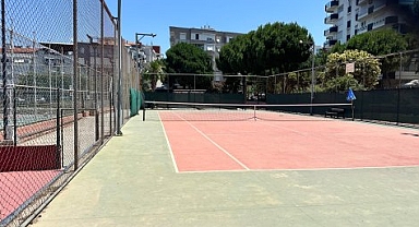 Balçovalılar tenis kortlarını istiyor!