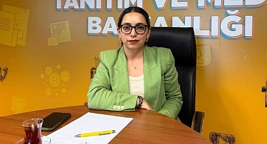 AK Partili Sevil'den Lal Denizli'ye tepki: Meclisi Çeşme'de takıldığı beach zannetti!