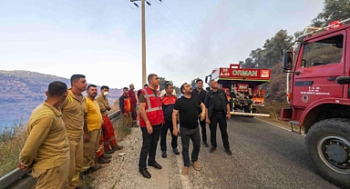 Başkan Tugay Ödemiş'te yangın bölgesinde