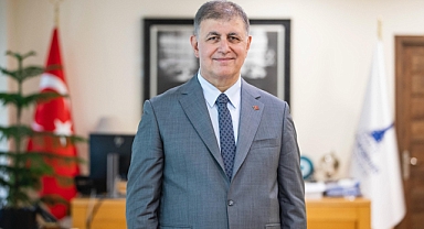 İzmir Büyükşehir Belediyesi'nin ulusal kredi notunda tarihi artış