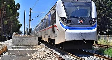 İZBAN'daki grev nedeniyle ulaşım hatlarında düzenleme