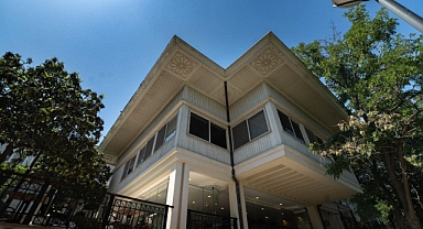 Şato'nun terasları İzmirliler için sosyal yaşam alanına dönüştü