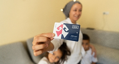 Anne Kart sayesinde anneler çocuklarıyla sokağa çıkabiliyorlar!