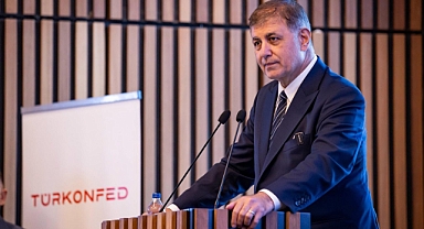 Başkan Tugay: Gerçek dönüşümün kamuda olması lazım