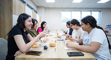 Üniversitelilerin barınma ücretlerine bu yıl da zam yok!