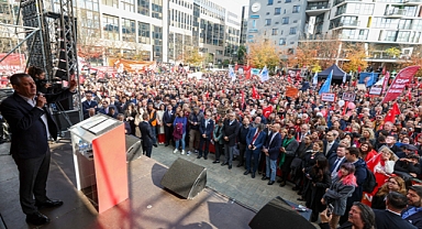 Cumhuriyet Halk Partisi Genel Başkanı Özgür Özel: “Brüksel’deki Kalabalık, Türkiye’deki Milyonların Yüreğini Isıtıyor”