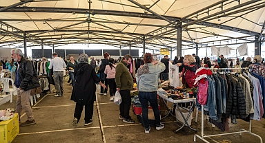 İkinci El Pazarı 5 ilçede dayanışmayı büyütüyor!