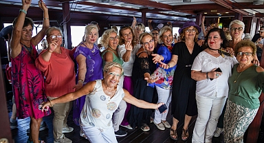 İzmir Büyükşehir'den 'çınar'lara unutulmaz bir gün!