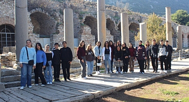 Büyükşehir'den öğrencilere tarih ve müzik molası