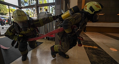 İtfaiye'den Swissotel'de nefes kesen tatbikat