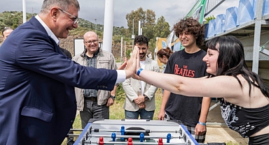 Gençlerin enerjisi İzmir'i dönüştürüyor