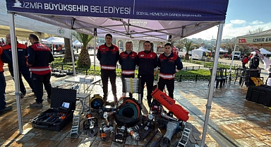 30 Ekim ve 6 Şubat'ın sessiz tanıkları İzmir'de sergilendi