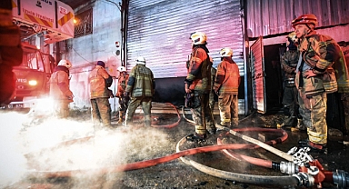 Buca'da mobilya atölyesinde yangın alarmı