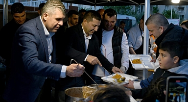 Kuşadası Belediyesi'nden Ramazan ayı boyunca 18 bin kişilik iftar yemeği