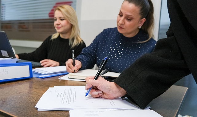 Menemenli gençlere 3 milyonluk destek!